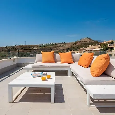 New Luxury 4br Pool, Bbq