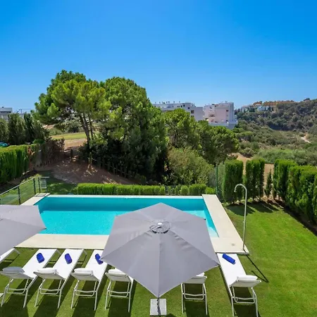 New Luxury 4br Pool, Bbq * Estepona