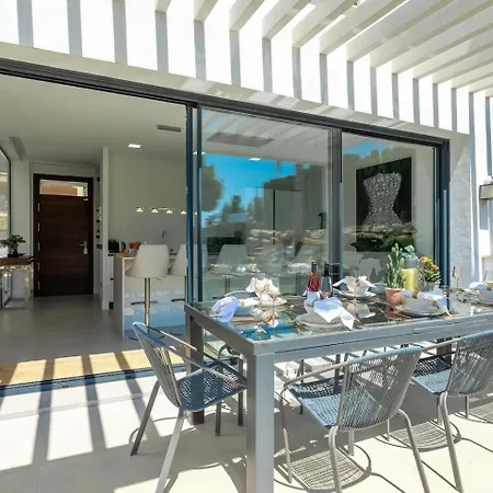 New Luxury 4br Pool, Bbq Estepona